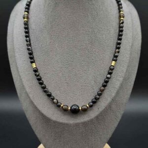 Collar de espiritualidad de cuentas