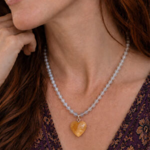 Collar de corazón de citrino